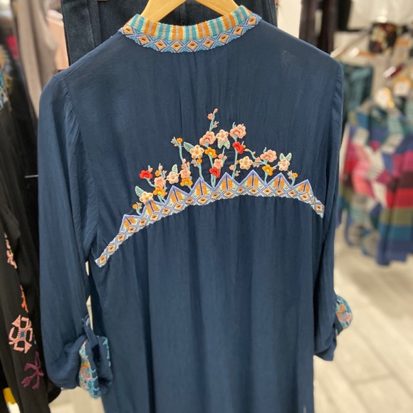 ☀️JOHNNY WAS BEATRIX embroidered tunic☀️ - Picture 2 of 5